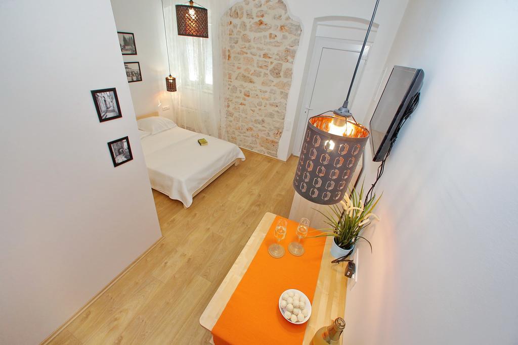 Guverna New City Accommodation Zadar Zimmer foto